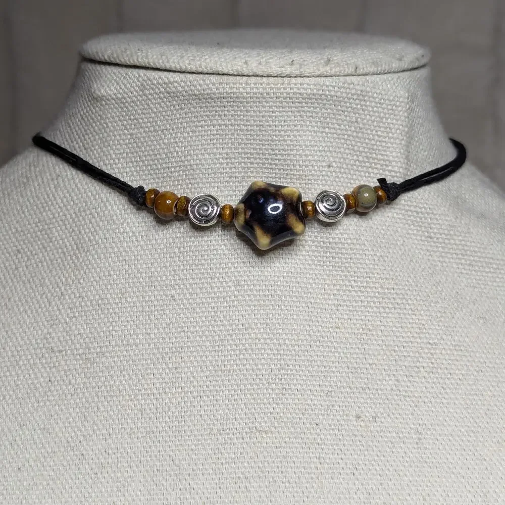 Brown Star Y2K Hippie Boho Ceramic Silver Swirl Spiral Beaded Choker Necklace